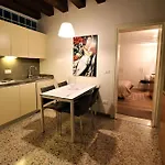 Apartment San Marco Charming With Canal View